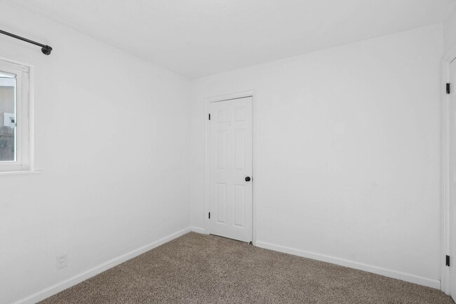 Building Photo - Beautiful Vacaville Home Near Parks, Schools & Shopping