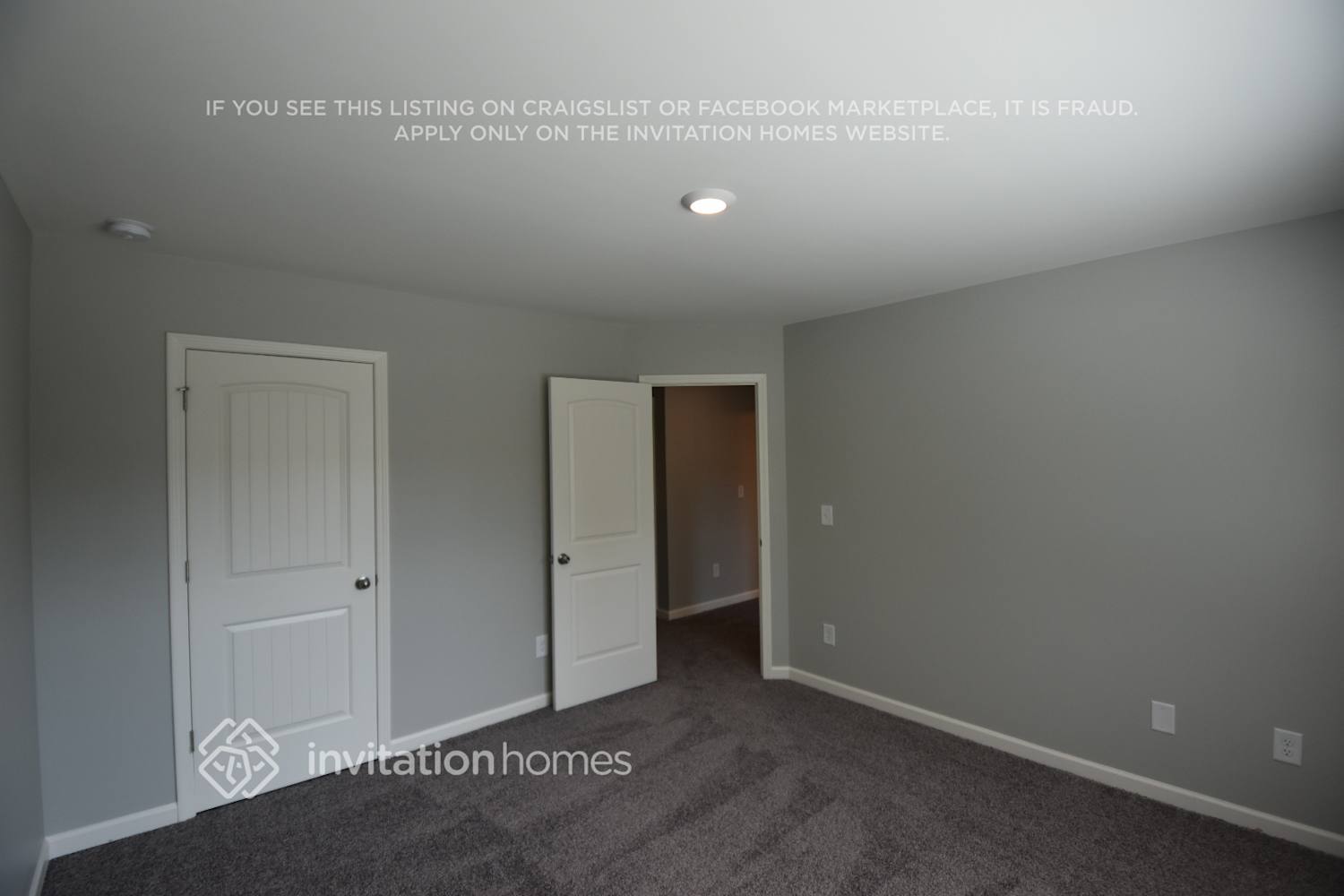 Building Photo - 26 Oakbrook Dr
