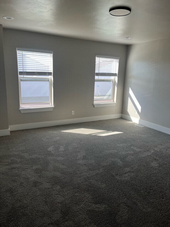 Building Photo - 1382 Pinecrest Trl