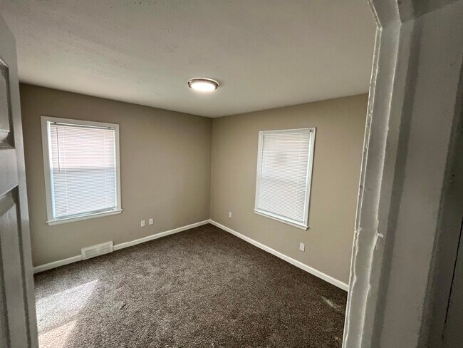 Building Photo - 18903 Freeland St