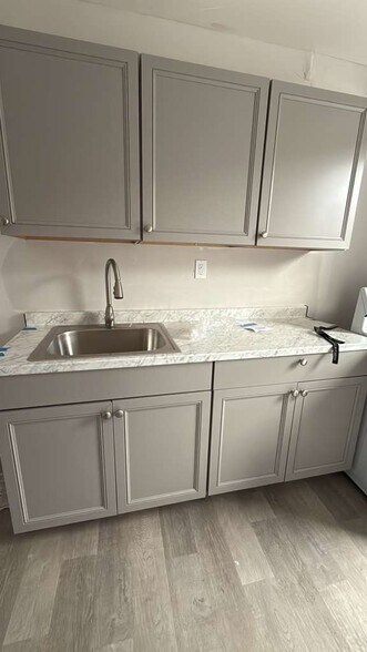 Building Photo - 4119 13th Ave