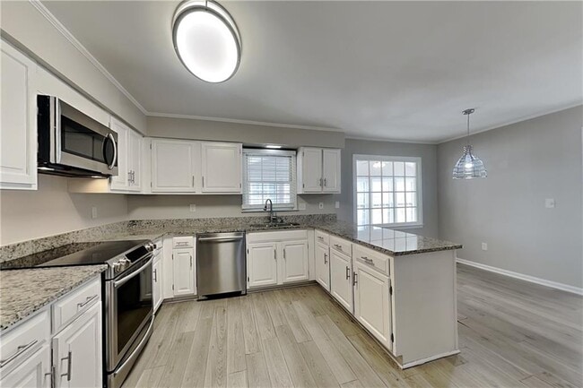 Building Photo - 4139 Westchester Crossing NE