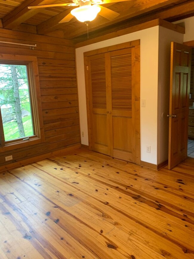 Building Photo - 504 Stuart Williams Rd