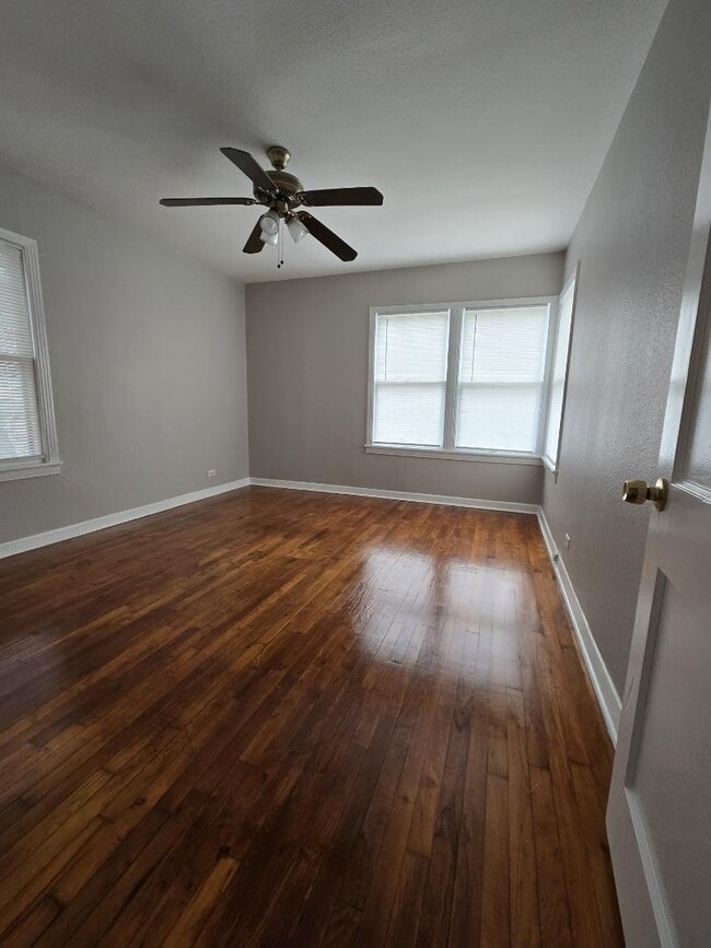 Building Photo - 1339 W Hollywood Ave