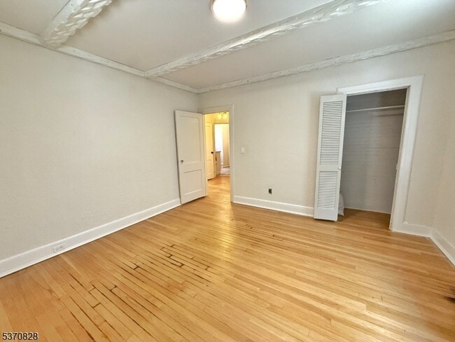 Building Photo - 168 Washington Pl