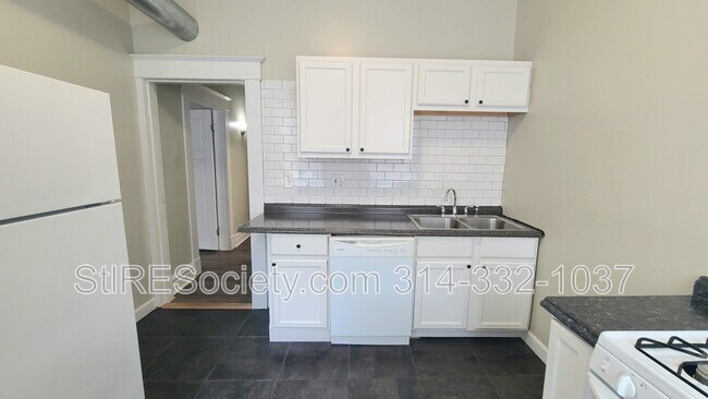 Building Photo - 2918 Louisiana Ave