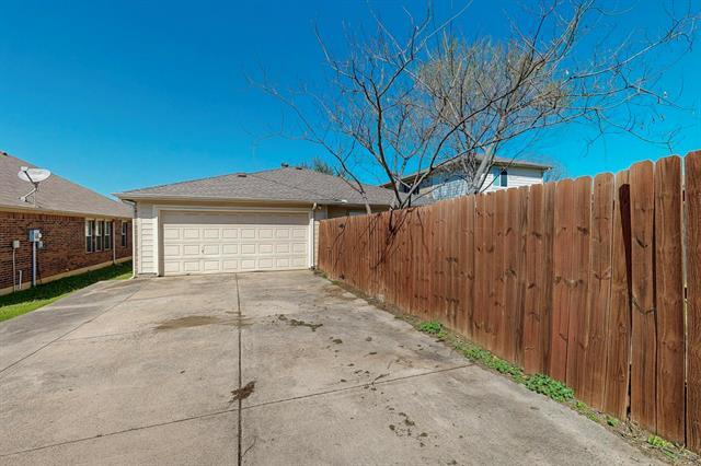 Building Photo - 8824 Cross Oak Ranch Blvd