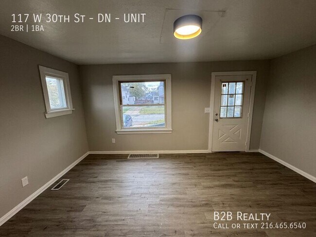 Building Photo - 117 W 30th St