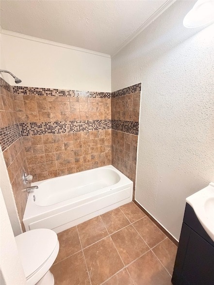 Building Photo - 7111 Feather Creek Dr