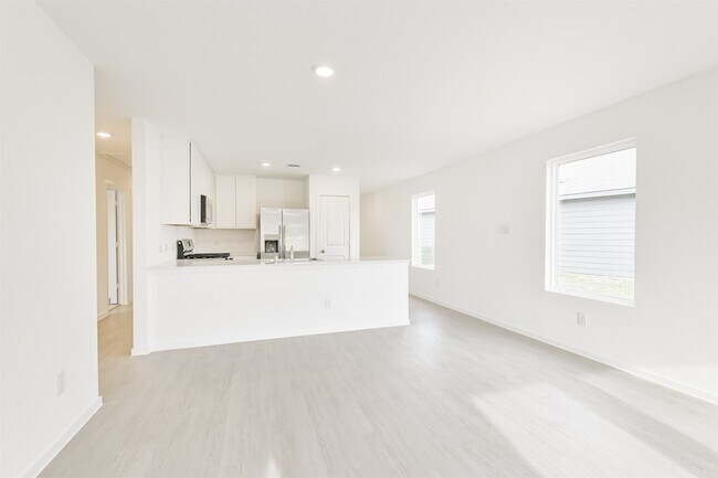 Building Photo - 11724 Lazy Oak Crk Dr