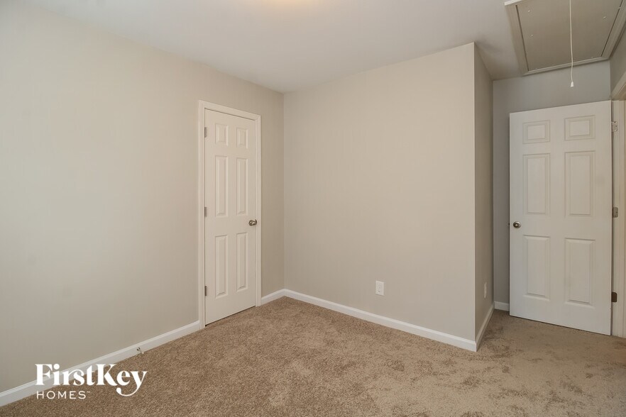 Building Photo - 794 Bitting Hall Cir