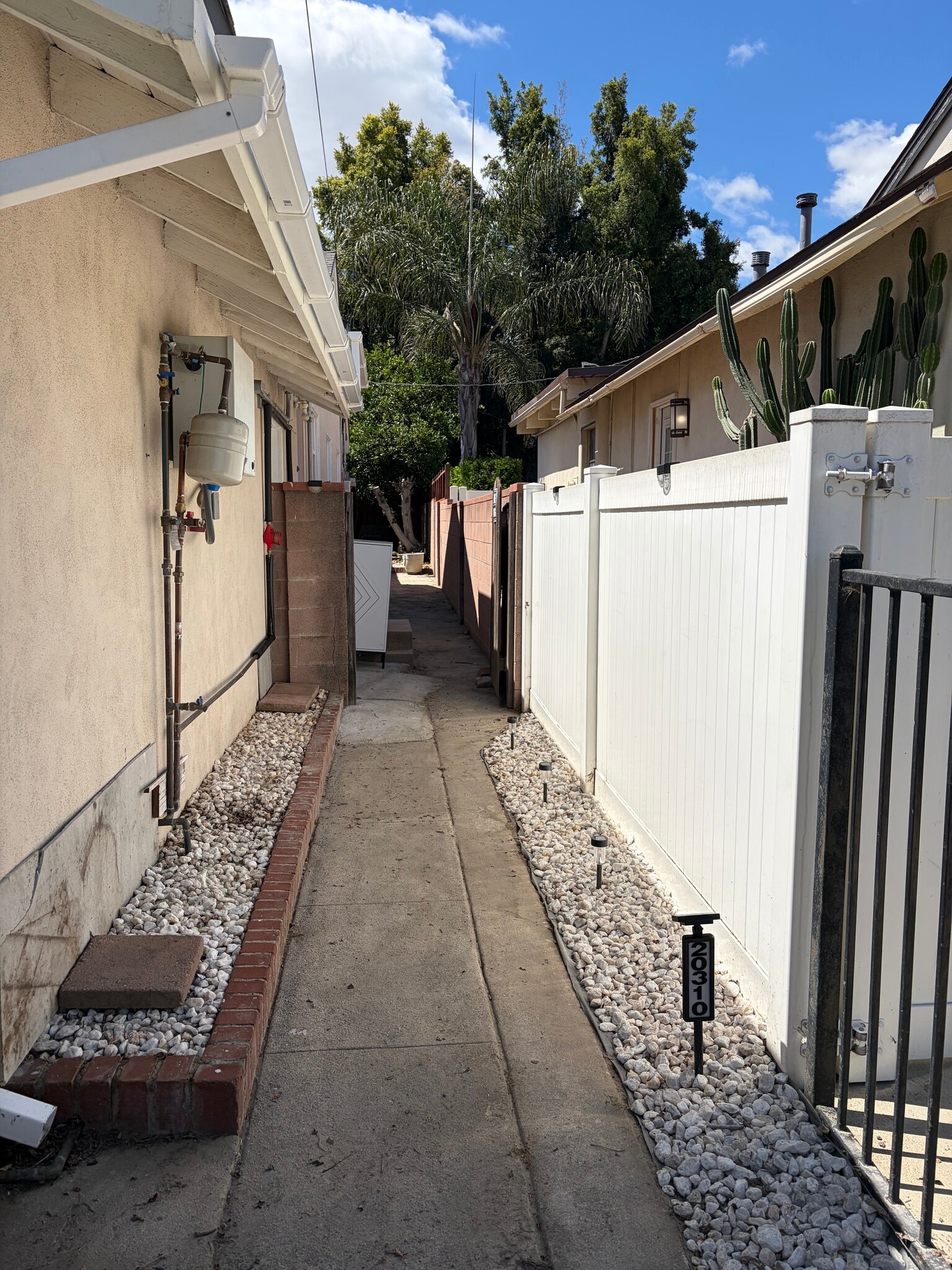 Building Photo - 20308 Valerio St