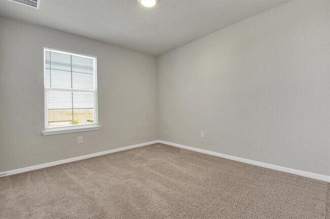 Building Photo - 19621 Ann Richards Ave