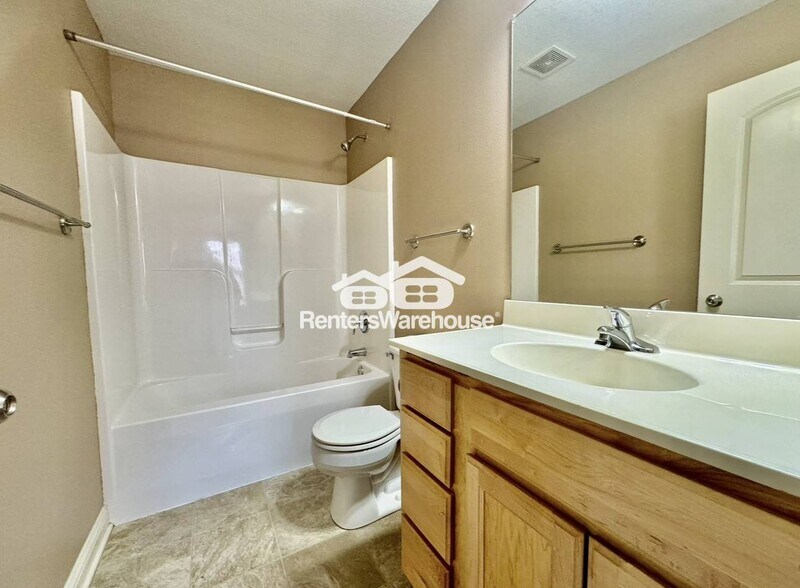 Building Photo - 2004 63rd St