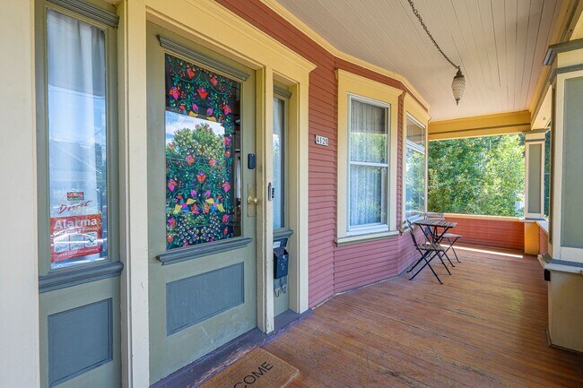 Building Photo - Charming Sabin Craftsman with Fenced Yard, Deck, and More!