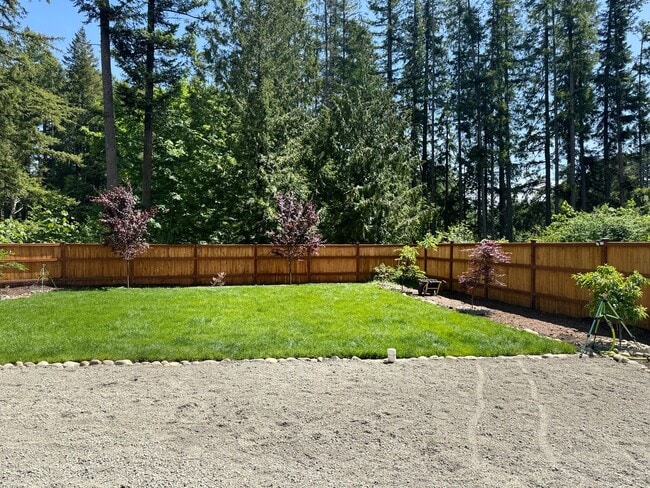 Building Photo - Welcome to Your Lakefront Retreat in Clear...
