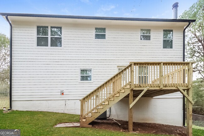 Building Photo - 2626 Del Ridge Dr