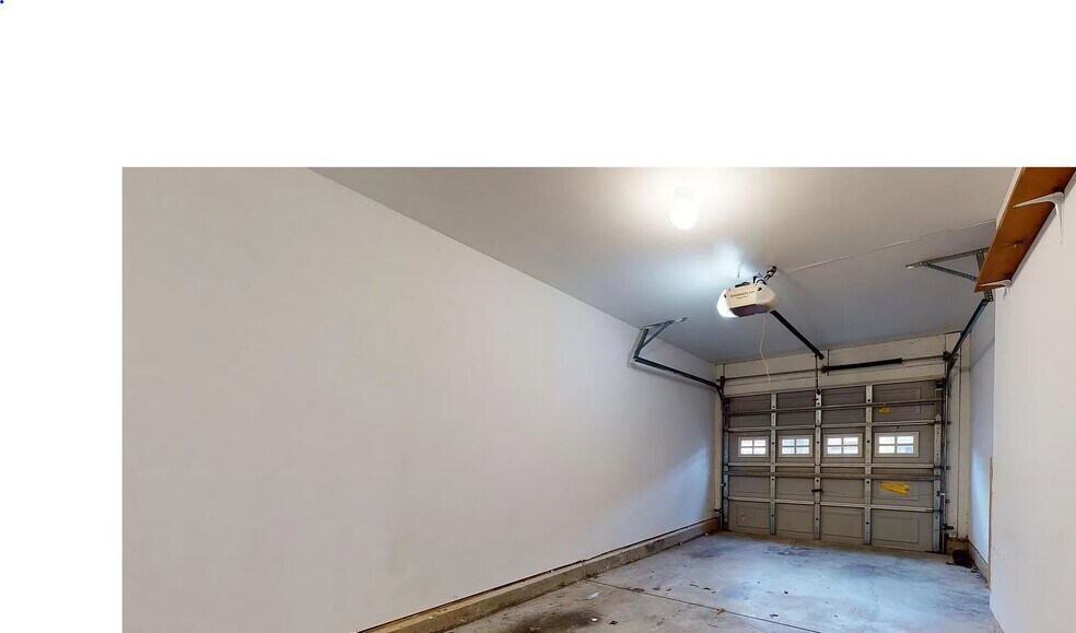Building Photo - 9806 Blackwell Dr