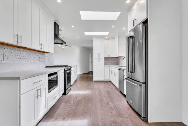 Building Photo - Gorgeous single story home in La Jolla wit...