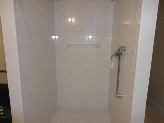 Building Photo - 3415 Bellingham Dr