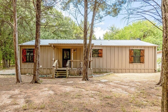 Primary Photo - 2531 Recreational Road 3