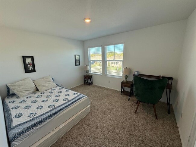 Building Photo - 380 Mendoza