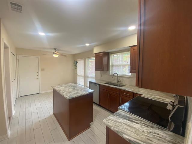 Building Photo - 3508 Jonquil Ln