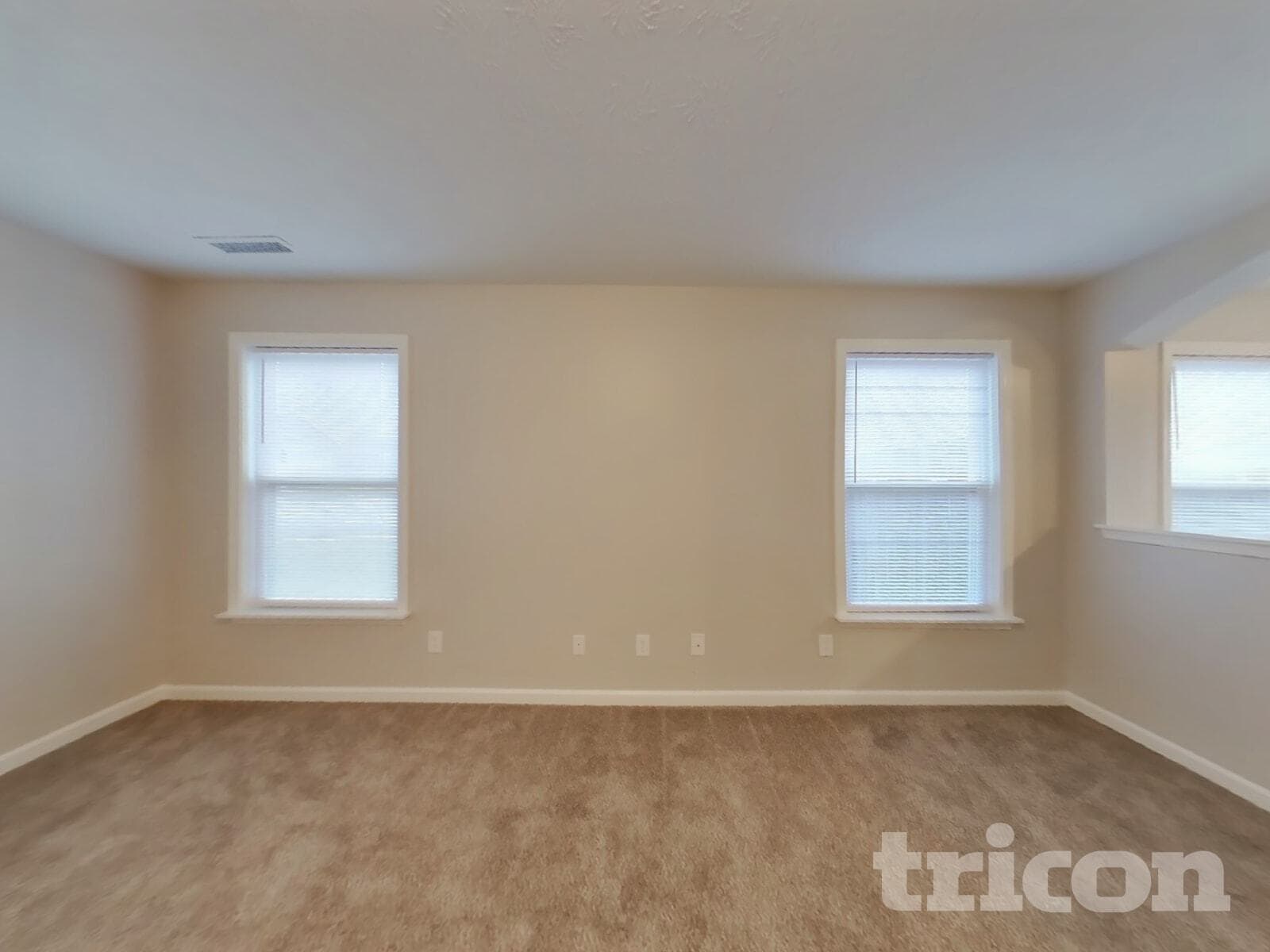 Building Photo - 3338 Deerbrook Dr