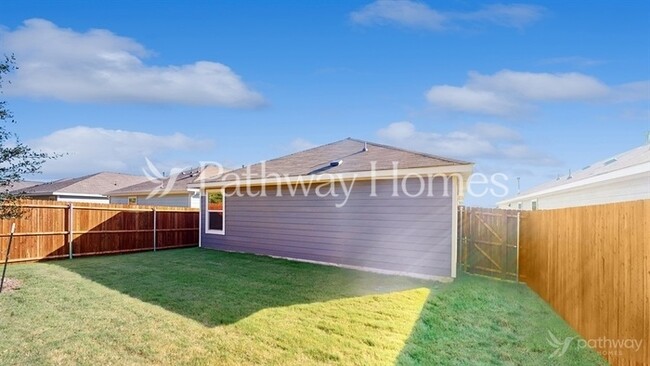 Building Photo - 8801 Red Fox Trl