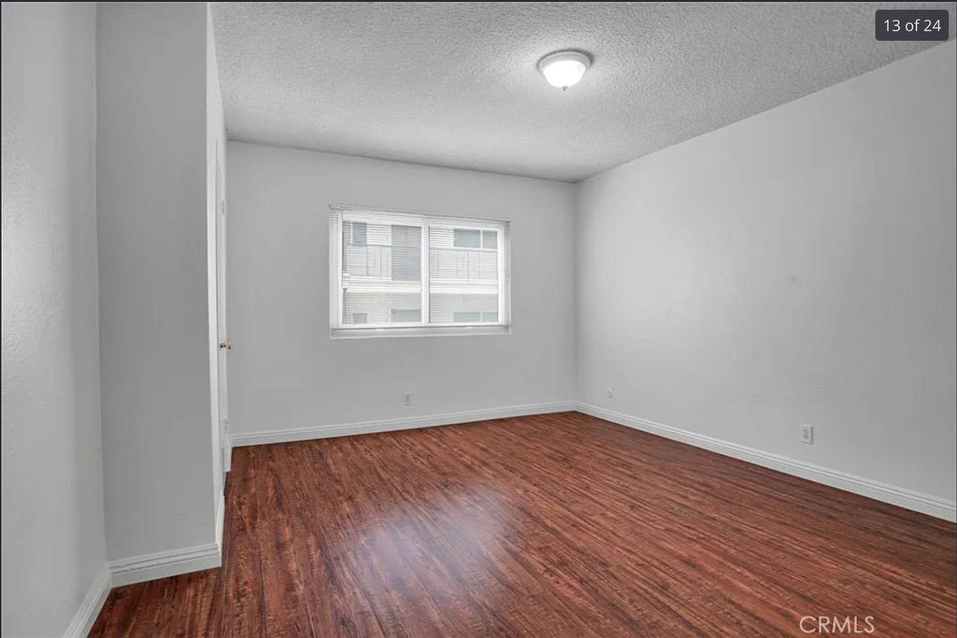 Building Photo - 218 E Tamarack Ave