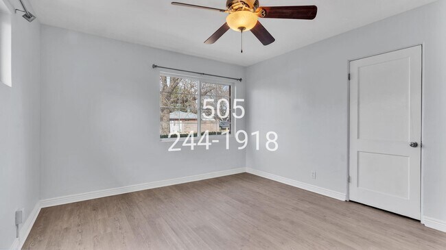 Building Photo - 2426 Hendola Dr NE