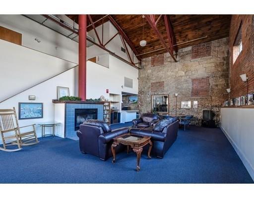 Building Photo - 7 S Stone Mill Dr