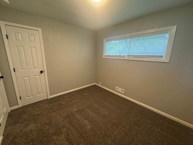 Building Photo - Welcome Home