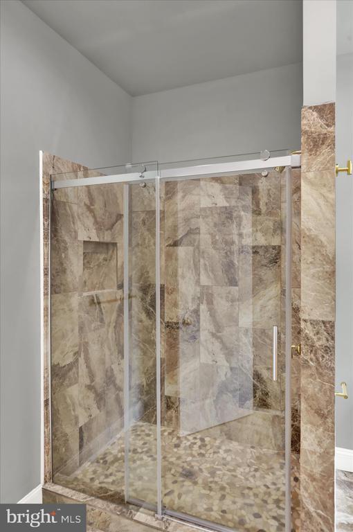 Building Photo - 734 Franklin St