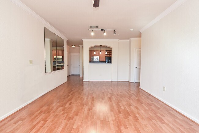 Building Photo - 1711 Old Spanish Trl