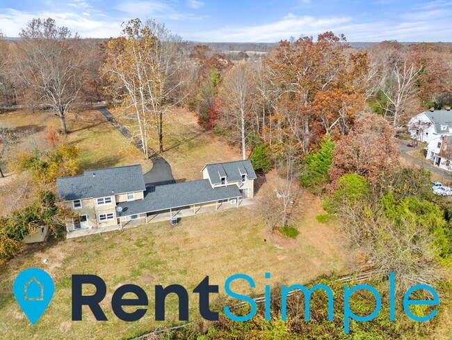 Building Photo - 4571 Weston Rd