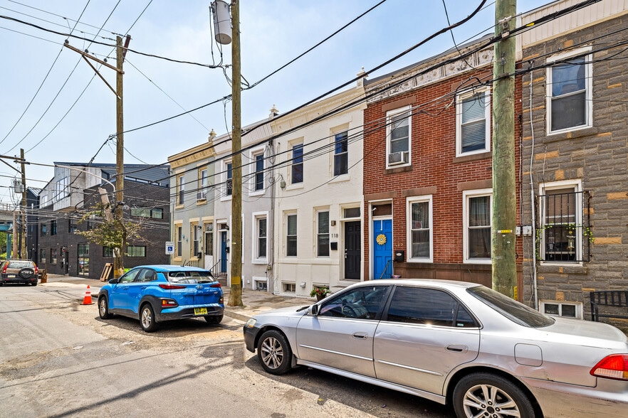Building Photo - 118 W Montgomery Ave