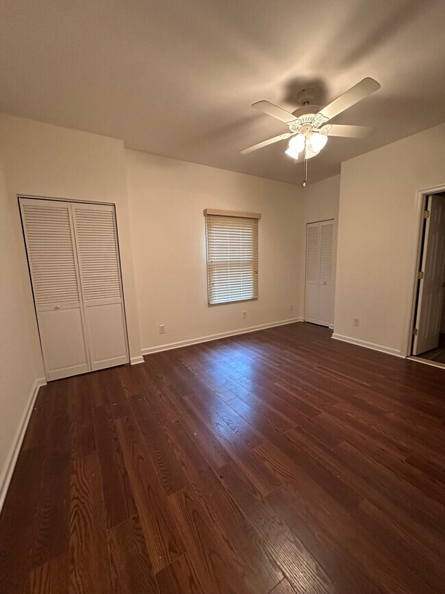 Building Photo - 854 Redwood Trail