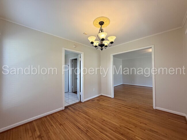 Building Photo - FOR LEASE | Tulsa | 3 Bed, 1 Bath Home - $...