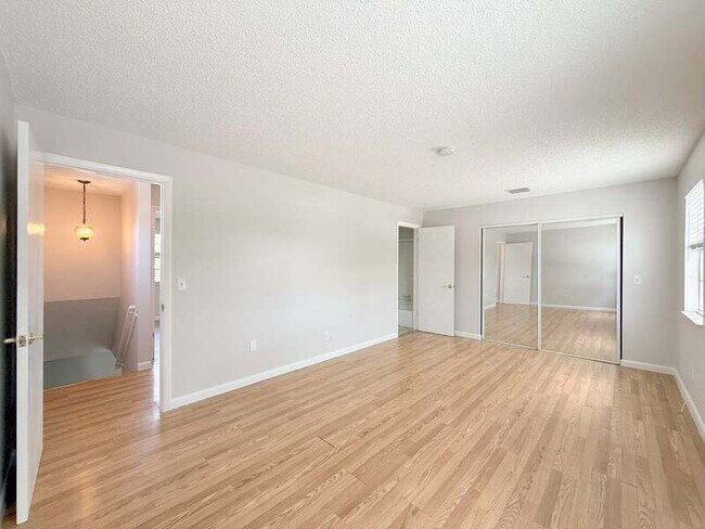 Building Photo - 1454 Trotter Rd