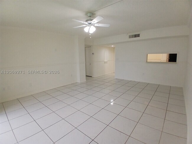 Building Photo - 8600 SW 133rd Ave