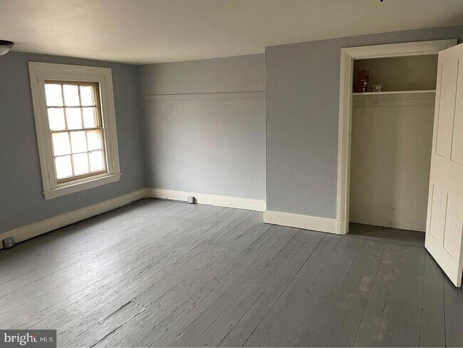 Primary Photo - 124 E Gay St