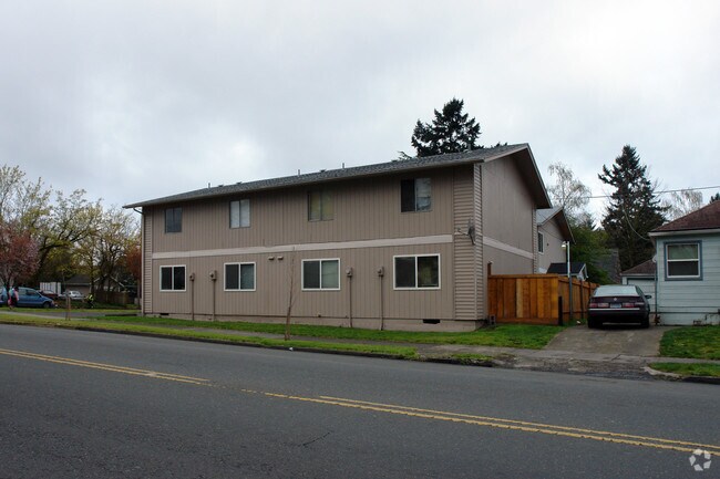 Building Photo - Peninsula Park Apartments