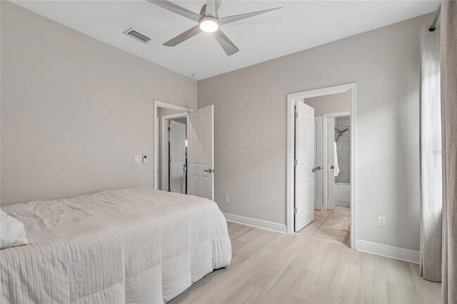 Building Photo - 3441 Bumelia Ln