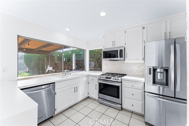 Building Photo - 26556 Ave Deseo