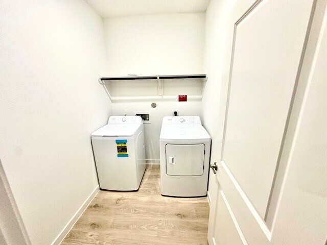 Building Photo - 3214 Moreland Park Dr