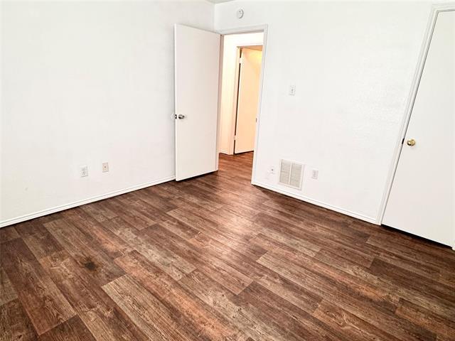 Building Photo - 13116 White Settlement Rd