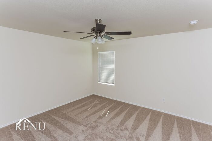 Building Photo - 4115 Wintergreen Dr