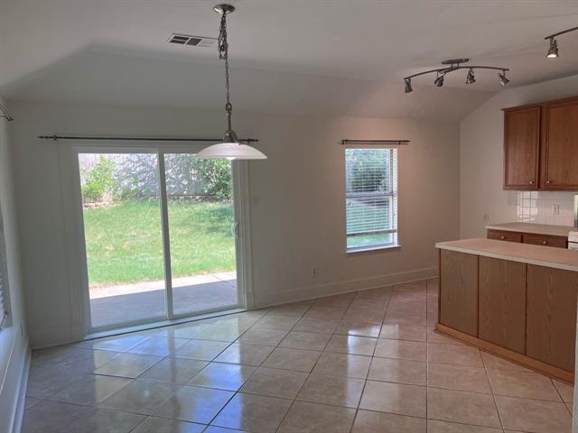 Building Photo - 9301 Leesburg Ct