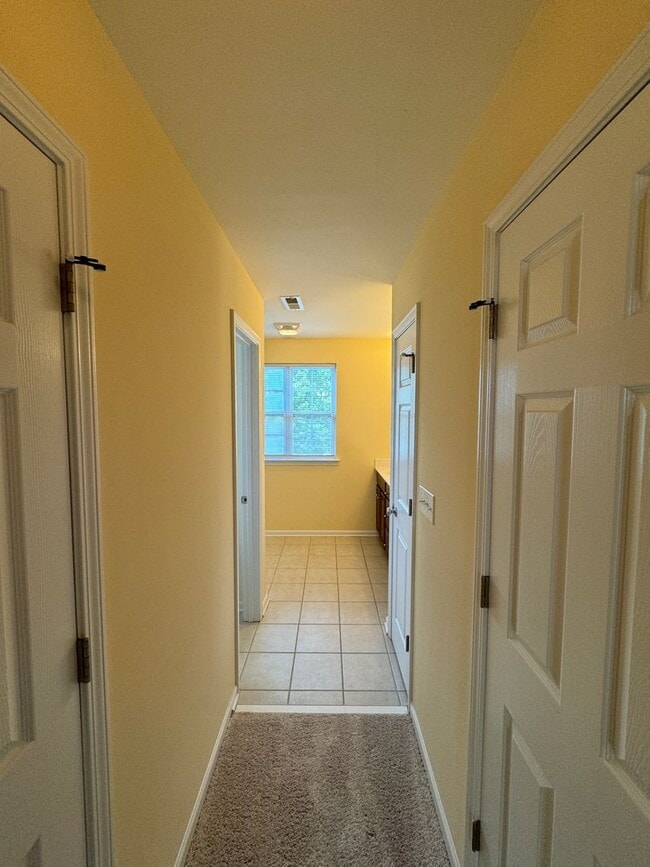 Building Photo - 4BR/3BA Home in Winding Walk